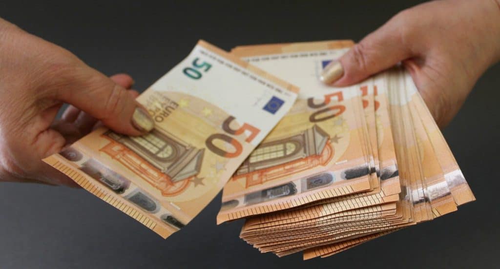 Pomen etike v finančnem svetu Pomen etike v finančnem svetu