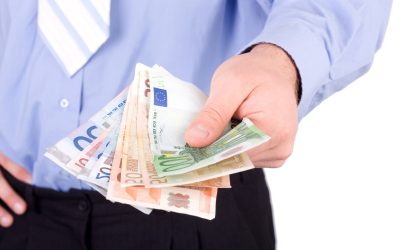 Vpliv valutnih nihanj na mednarodne naložbe